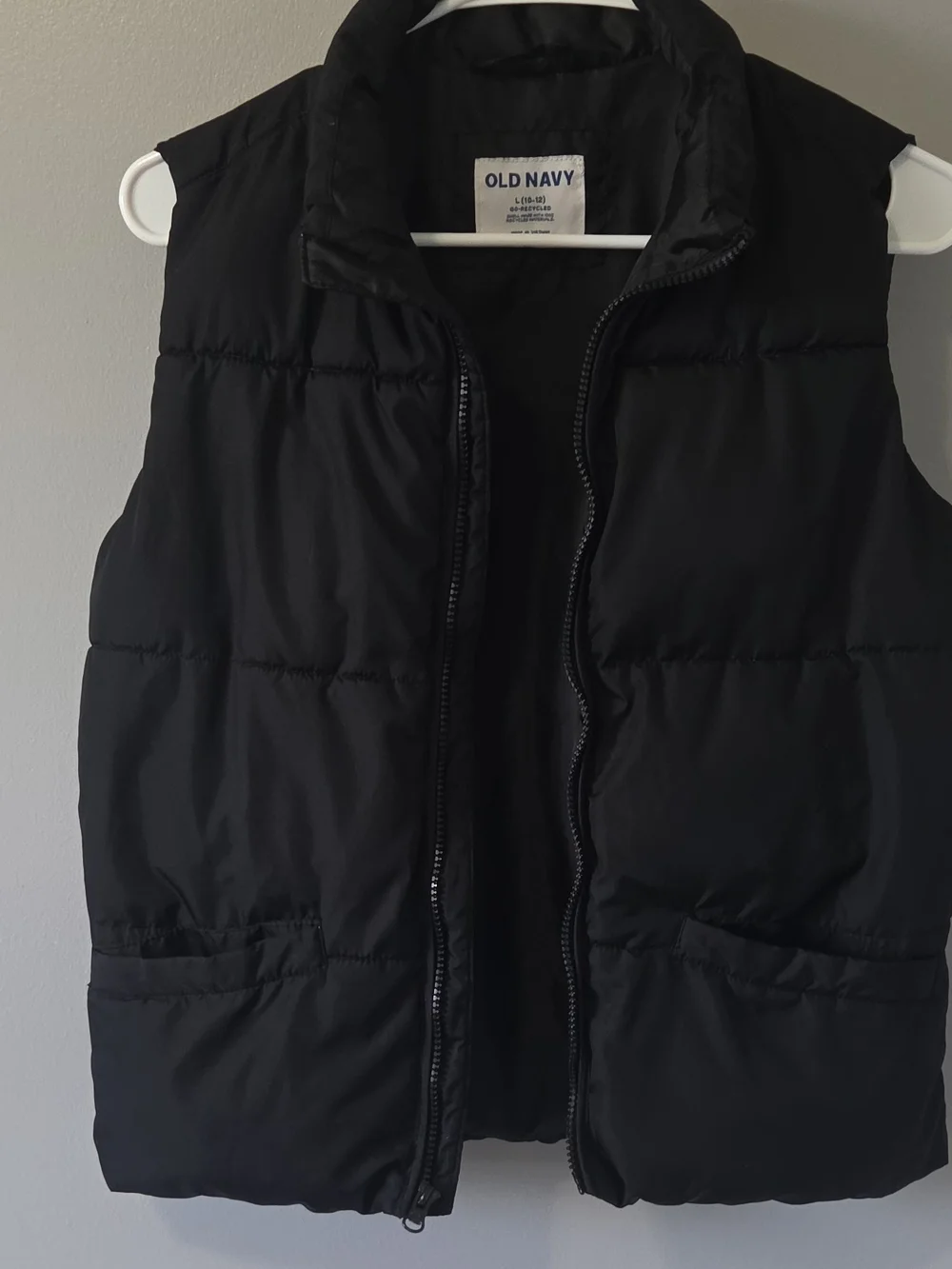 Old Navy Frost Free Black Puffer Vest Full Zip Pockets Kids L 10-12